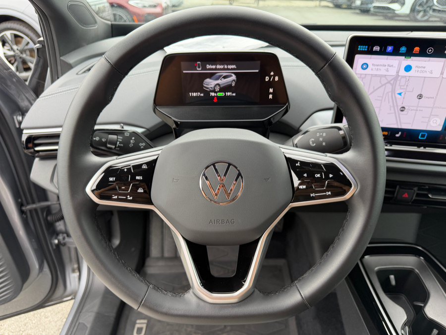 Used 2024 Volkswagen ID.4 Pro AWD/4WD image 11