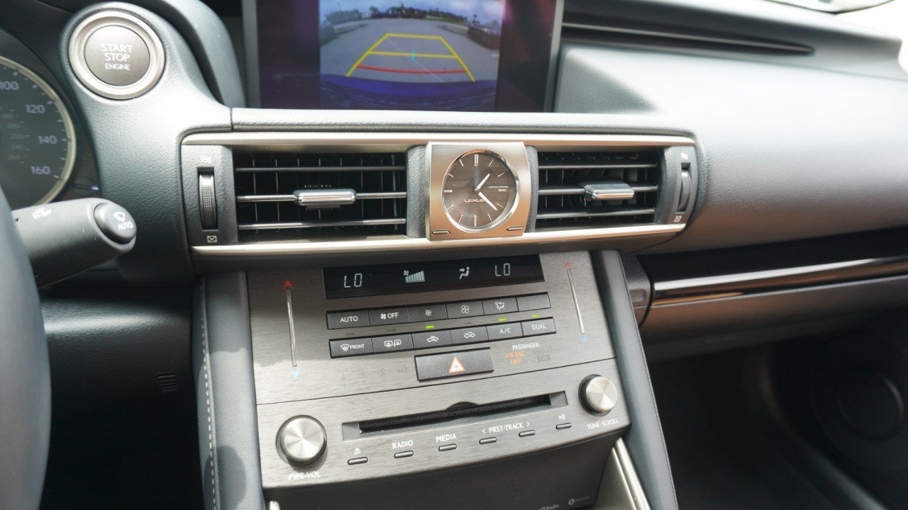 Used 2019 Lexus IS 300 w/ Premium Package RWD image 18