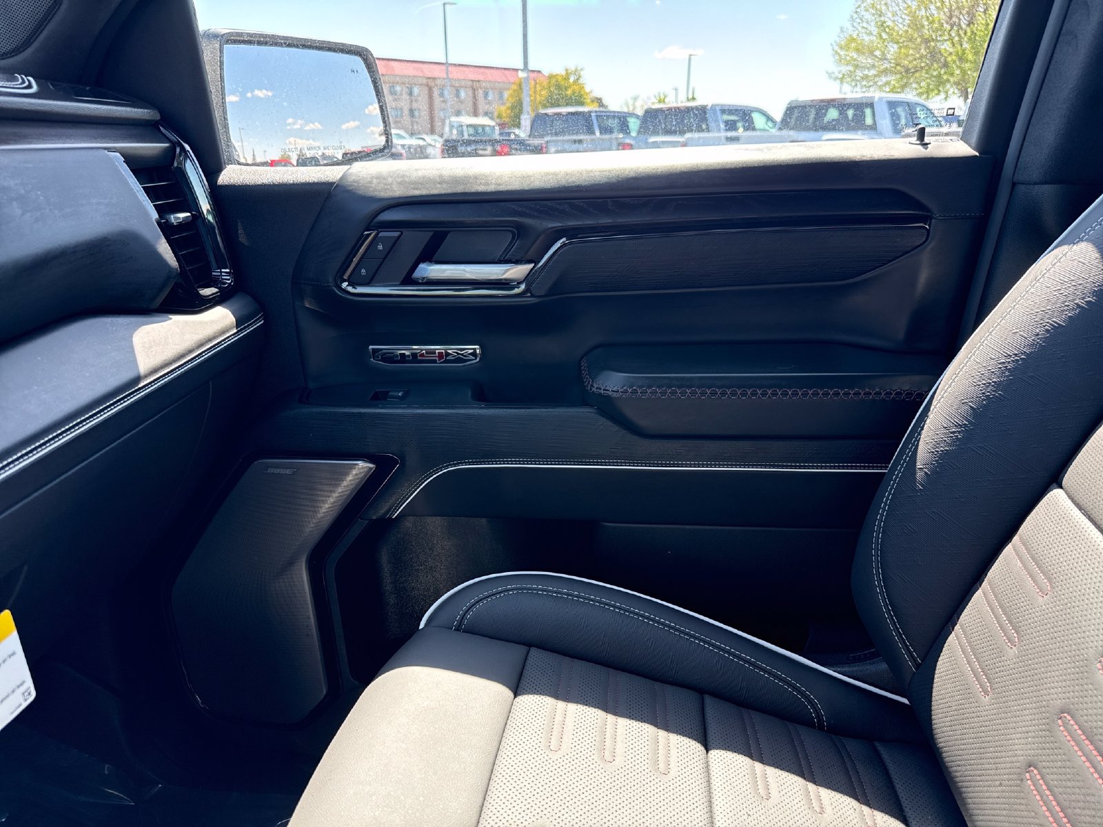 New 2026 GMC Sierra 1500 AT4X w/ LPO, Black Badging Package AWD/4WD image 49