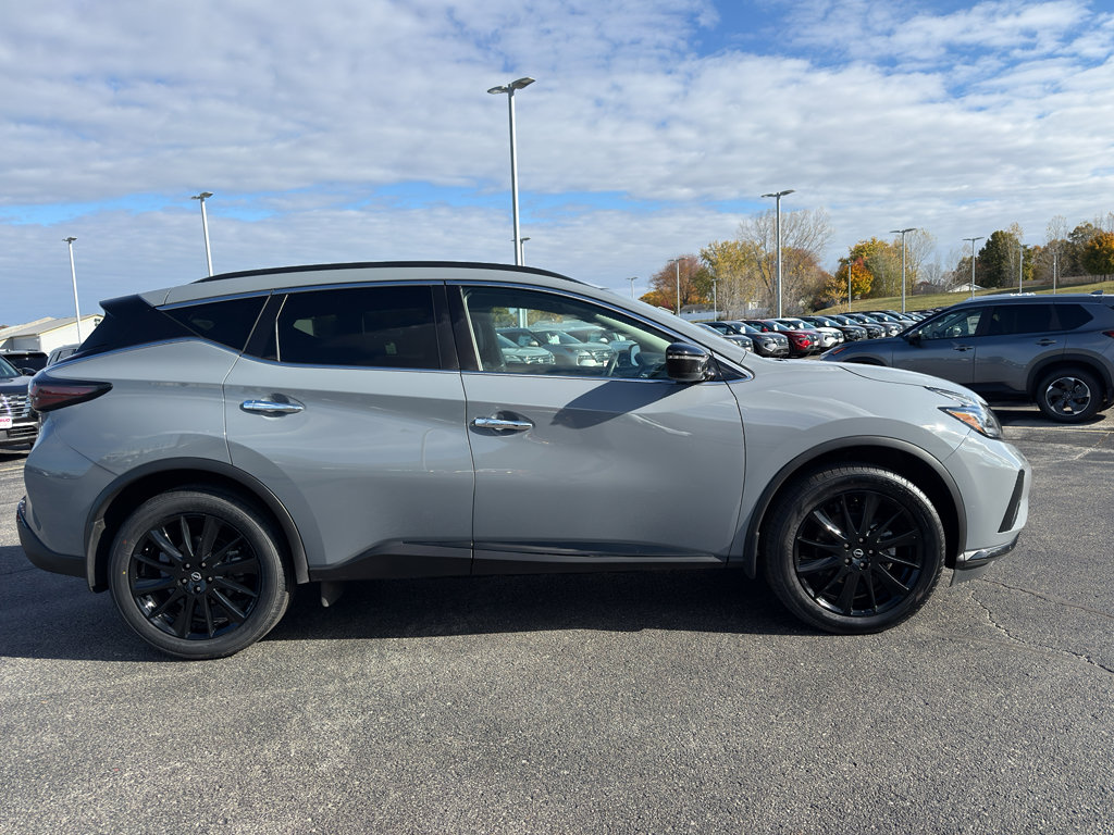 Certified 2023 Nissan Murano SV w/ SV Midnight Edition Package image 4