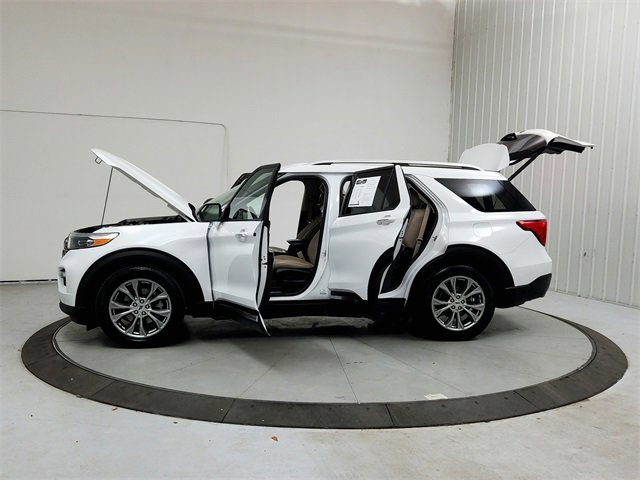 Used 2022 Ford Explorer Limited image 12