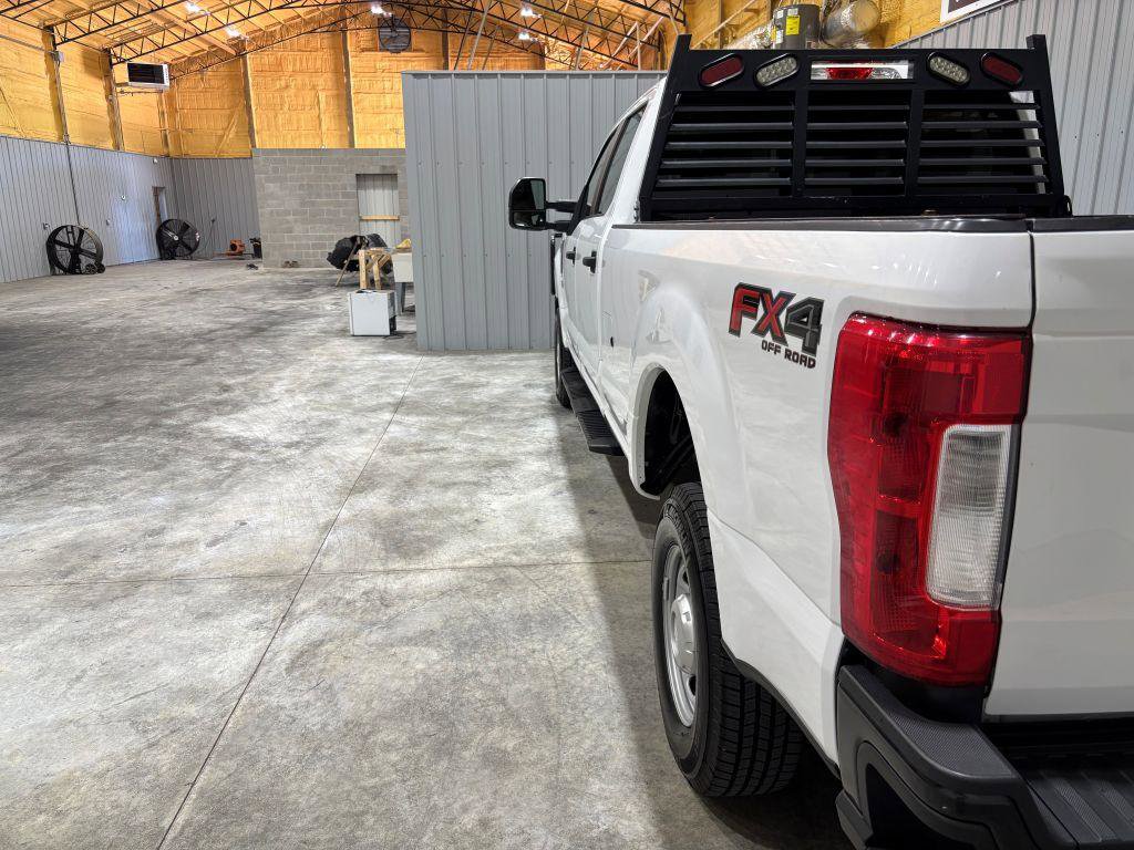 Used 2019 Ford F250 XL w/ Power Equipment Group AWD/4WD image 9