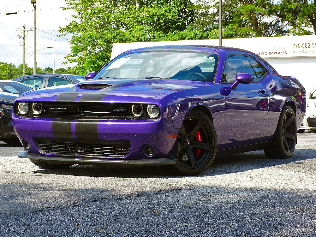 Used 2018 Dodge Challenger SRT w/ Technology Group RWD image 5