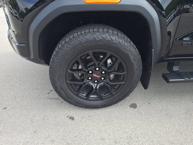 Used 2026 GMC Canyon Denali w/ LPO, Denali Black Edition AWD/4WD image 11