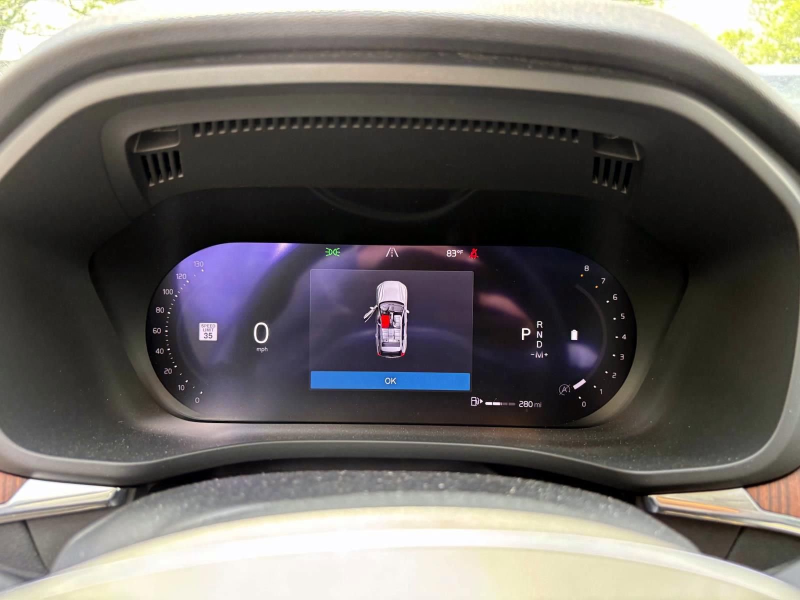 Used 2023 Volvo XC60 B5 Plus w/ Climate Package image 15