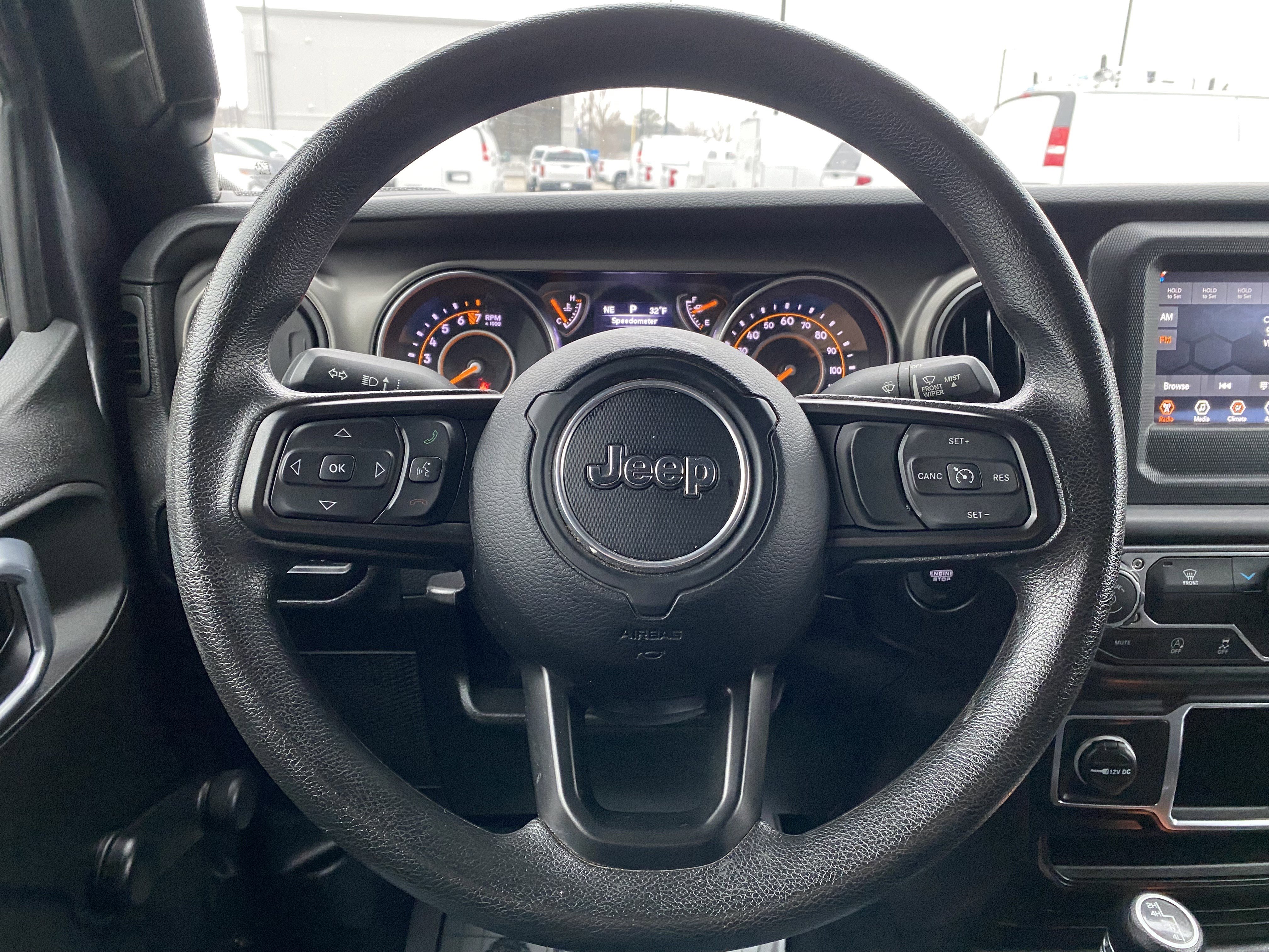 Used 2022 Jeep Gladiator Sport image 19