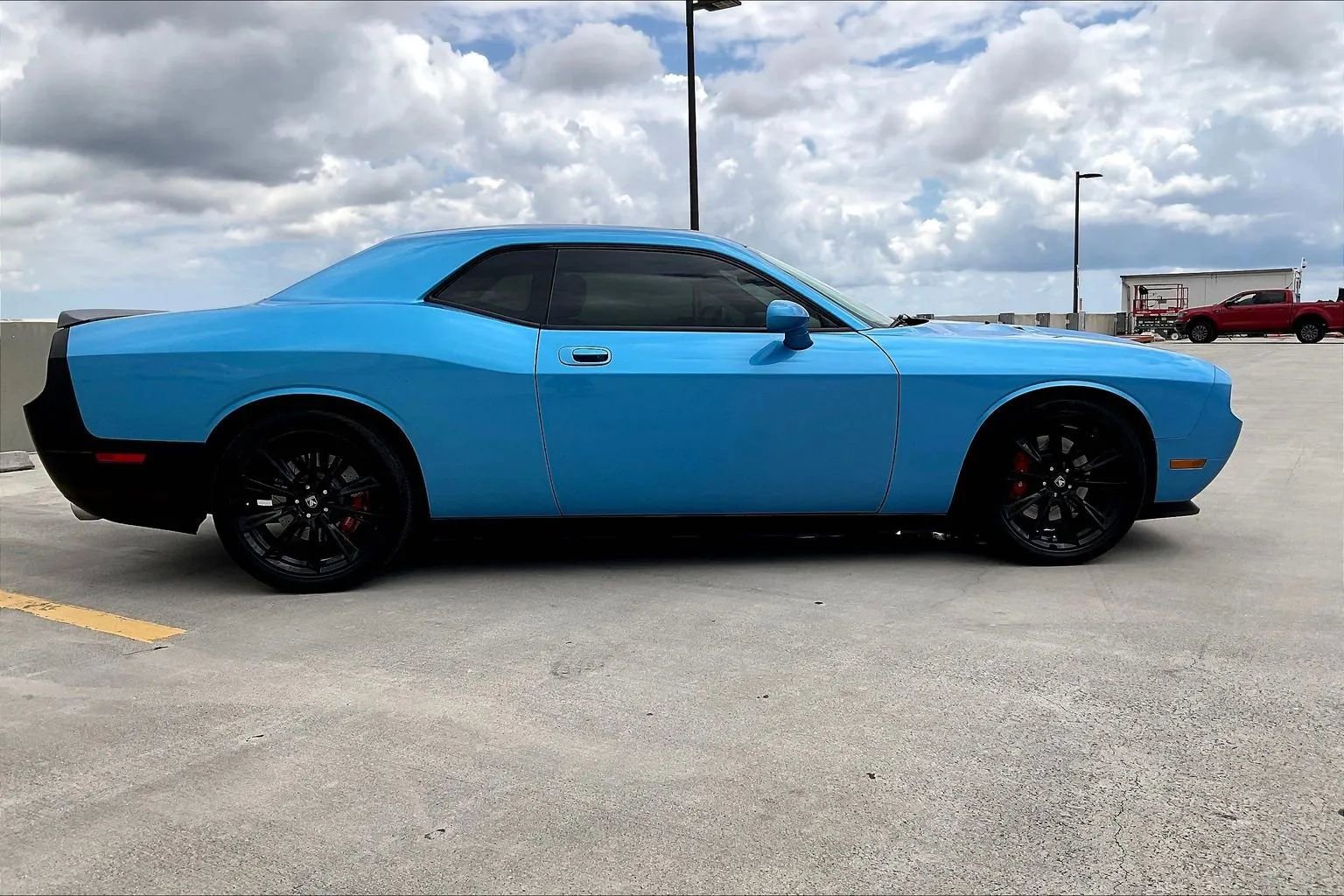 Used 2010 Dodge Challenger SRT8 w/ SRT Option Group II RWD image 41