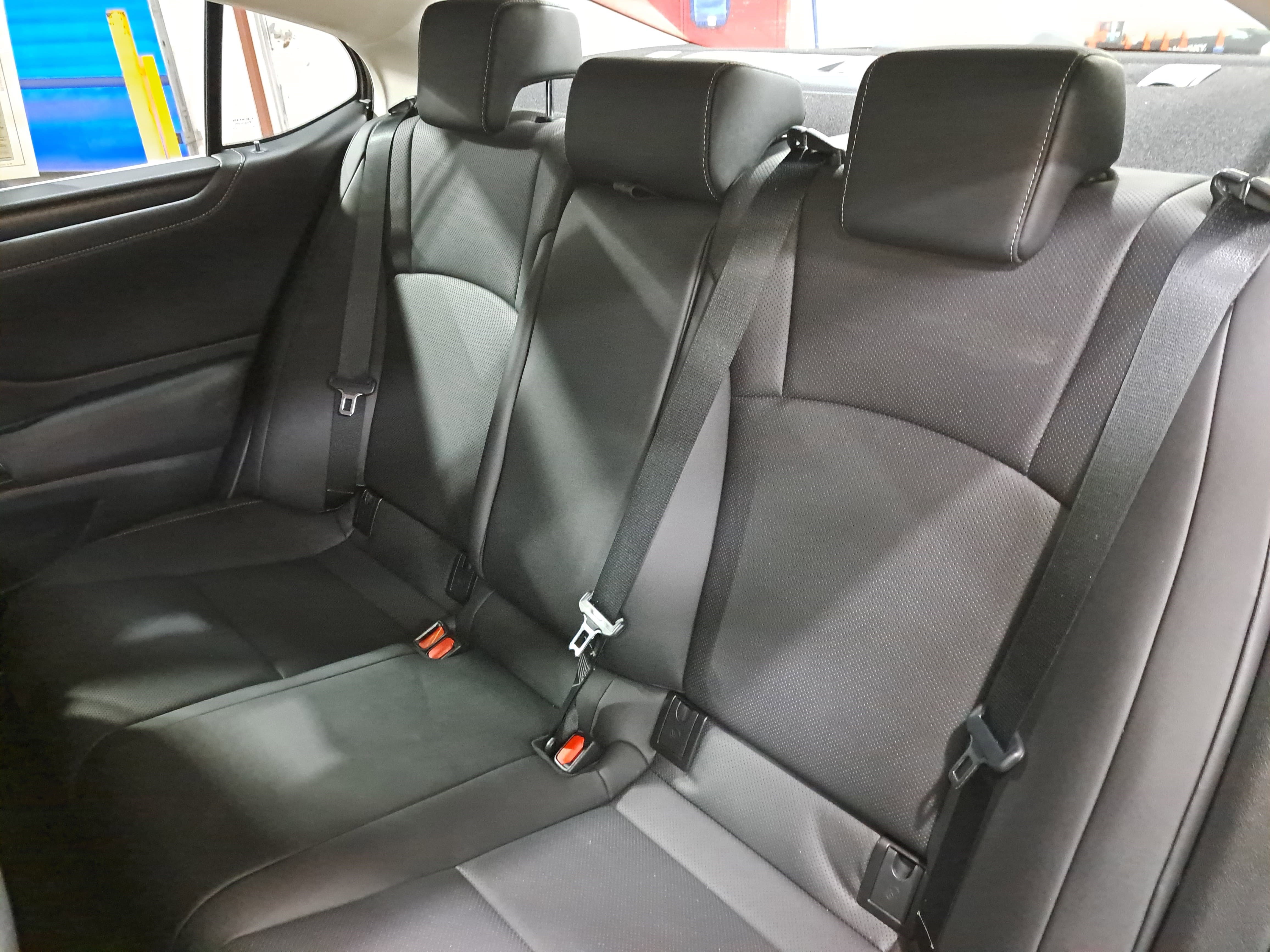 Used 2022 Lexus ES 350 w/ Premium Package image 14