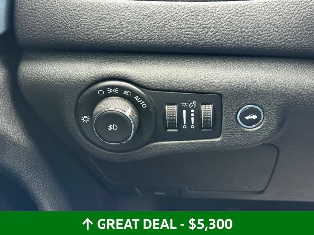 Used 2016 Chrysler 200 S AWD/4WD image 37
