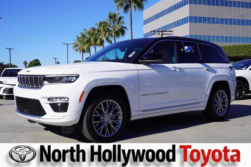 Used 2022 Jeep Grand Cherokee Summit w/ Adv Protech Group IV image 4