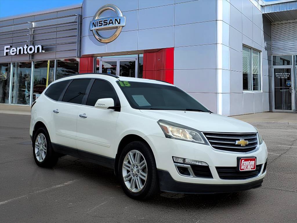 Used 2015 Chevrolet Traverse LT w/ Style and Technology Package FWD image 1