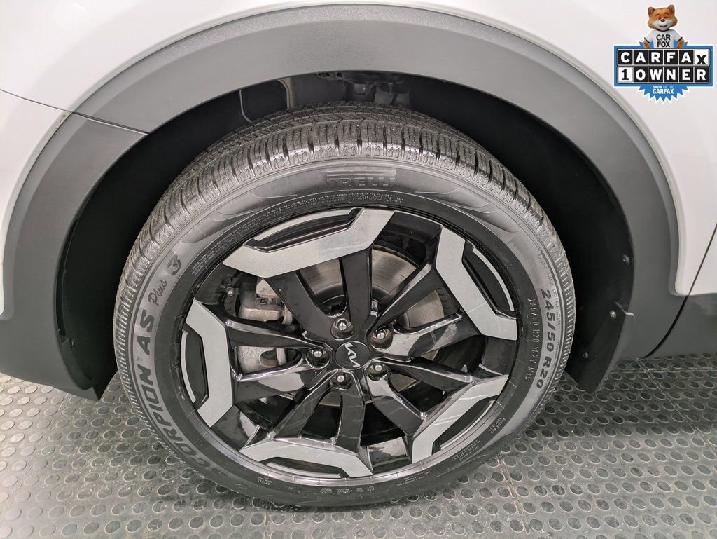 Certified 2024 Kia Telluride S w/ S Sunroof Package AWD/4WD image 7