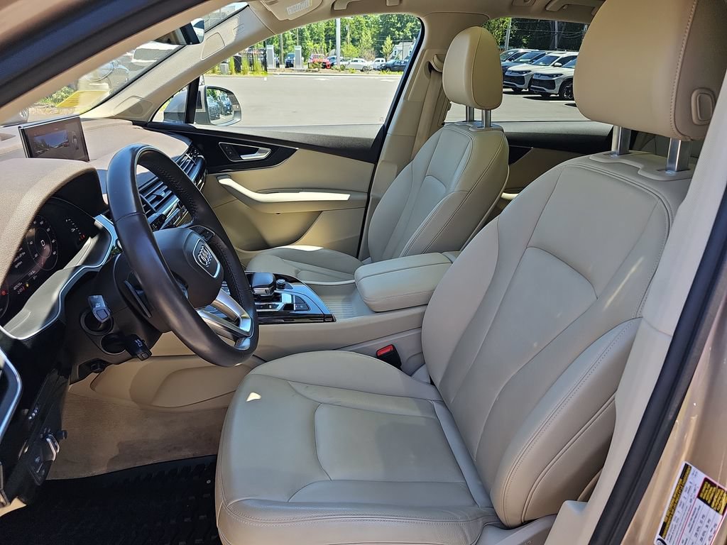 Used 2019 Audi Q7 3.0T Premium Plus w/ Premium Plus Package AWD/4WD image 10