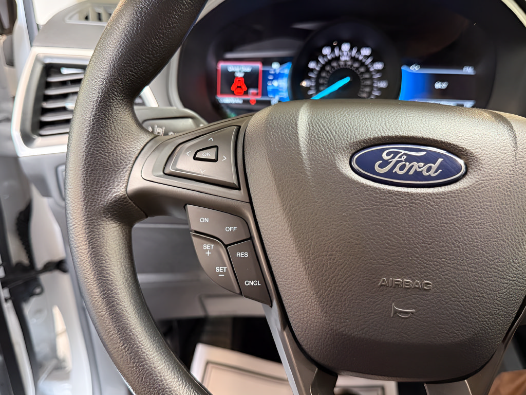 Used 2024 Ford Edge SE w/ Black Appearance Package AWD/4WD image 33