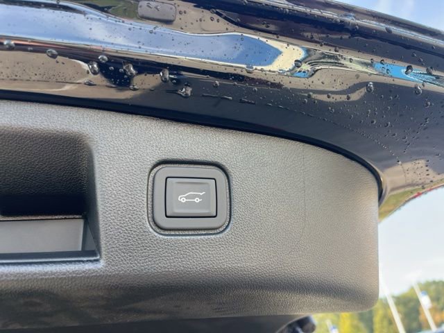 New 2026 Chevrolet Blazer EV LT image 8