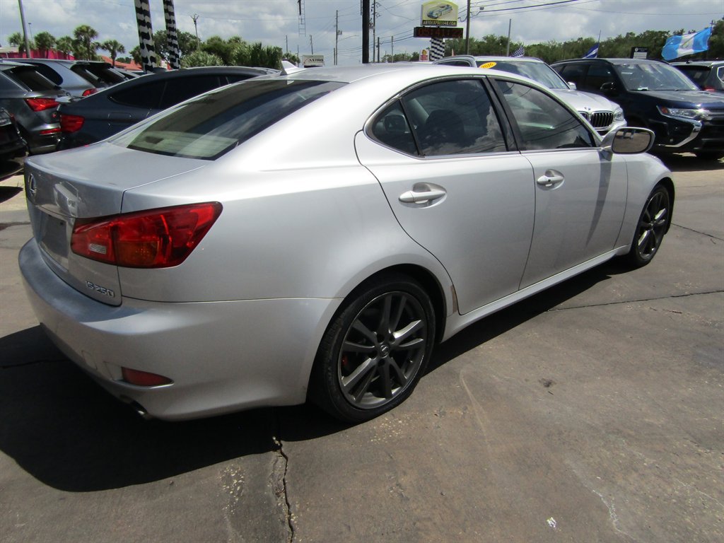 Used 2008 Lexus IS 250 RWD image 4