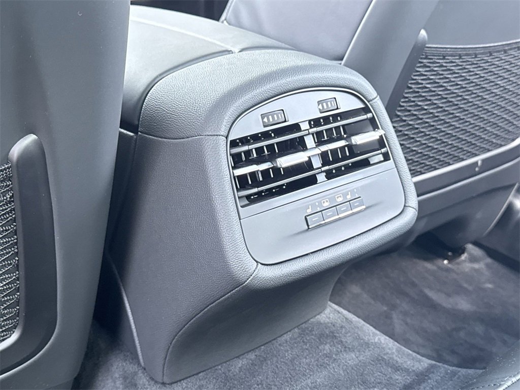 New 2024 Maserati Ghibli Modena Q4 image 26