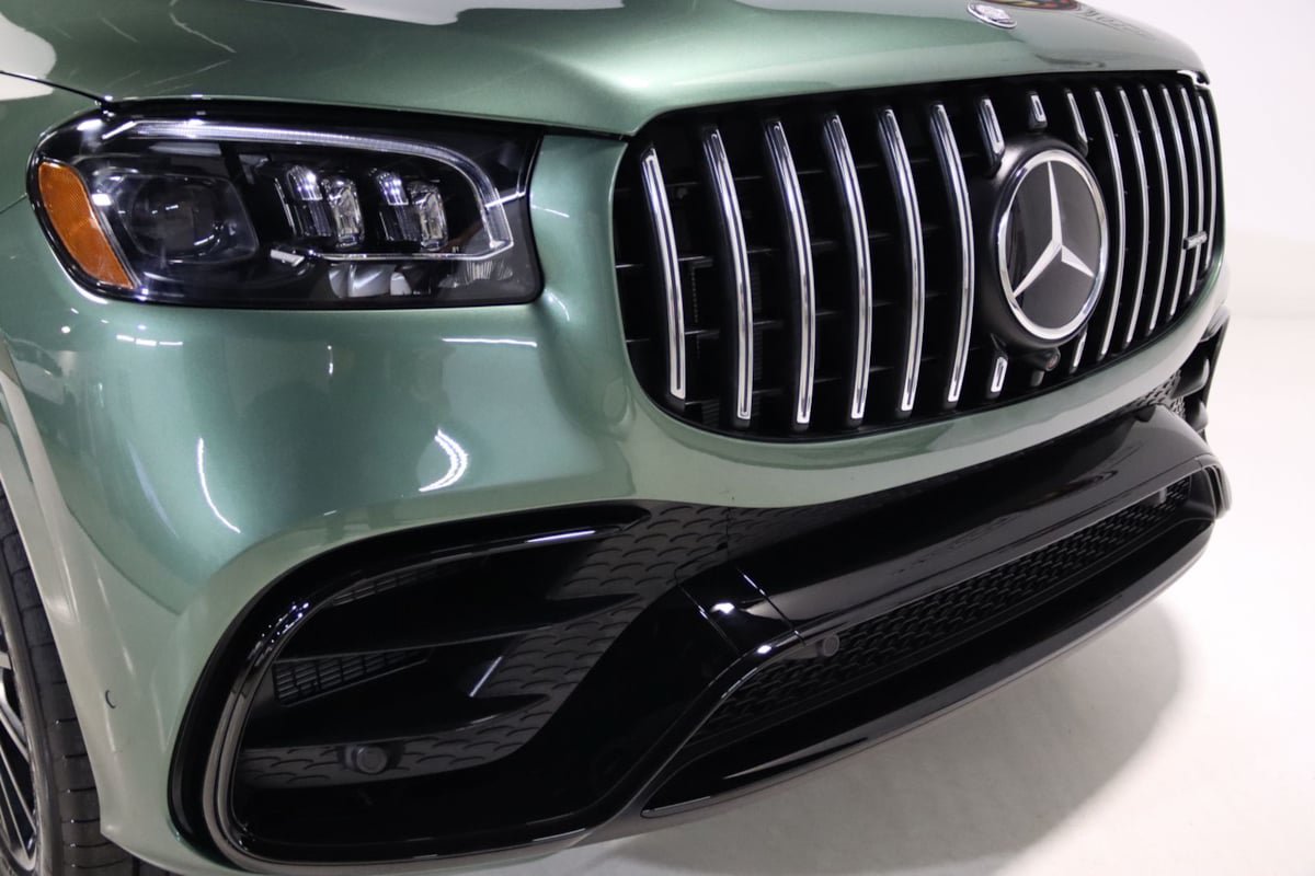 Used 2026 Mercedes-Benz GLS 63 AMG 4MATIC image 31
