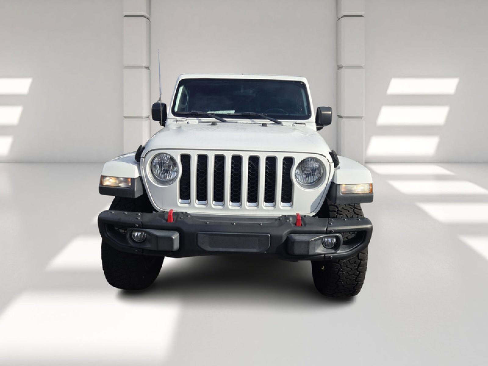 Used 2020 Jeep Gladiator Overland AWD/4WD image 2