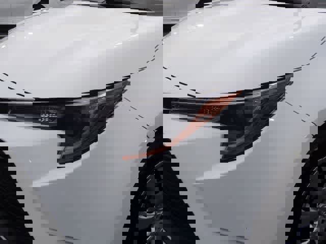 Used 2024 Toyota Corolla LE image 21