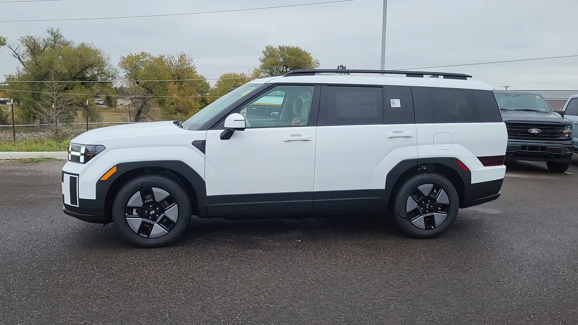 New 2026 Hyundai Santa Fe SEL image 2