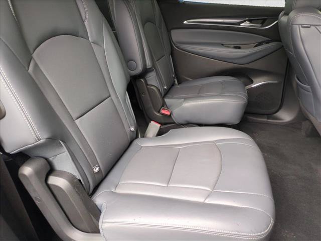Used 2018 Buick Enclave Premium w/ Experience Buick Package FWD image 20