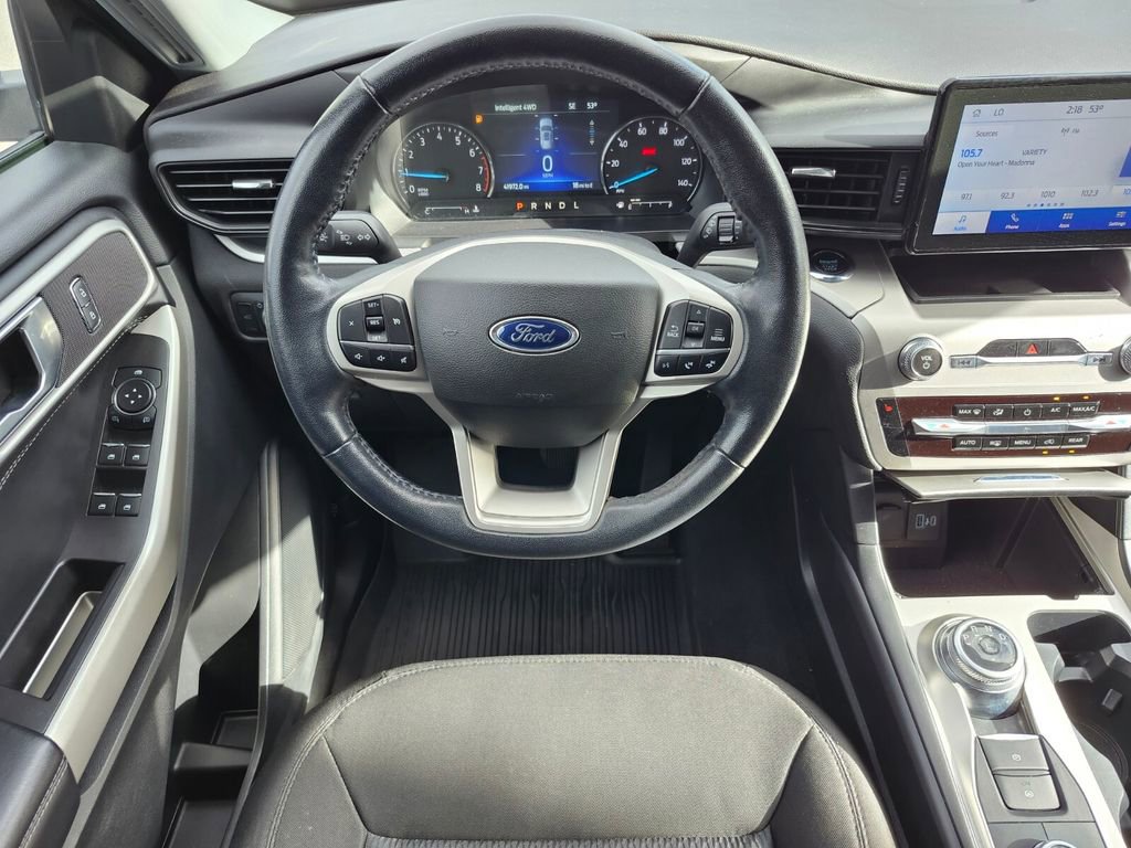 Used 2022 Ford Explorer XLT AWD/4WD image 13