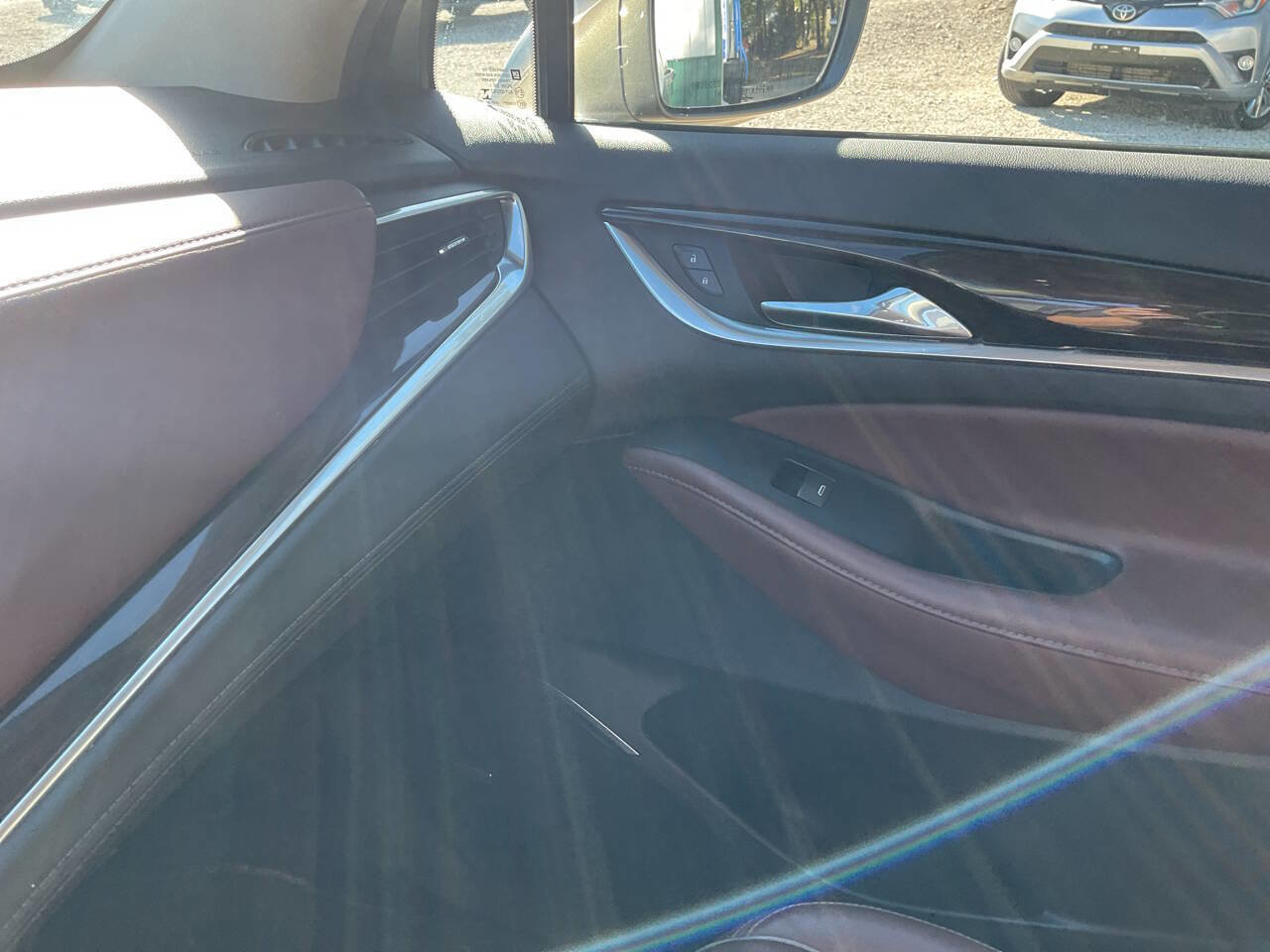 Used 2019 Buick Enclave Avenir w/ Avenir Technology Package image 16