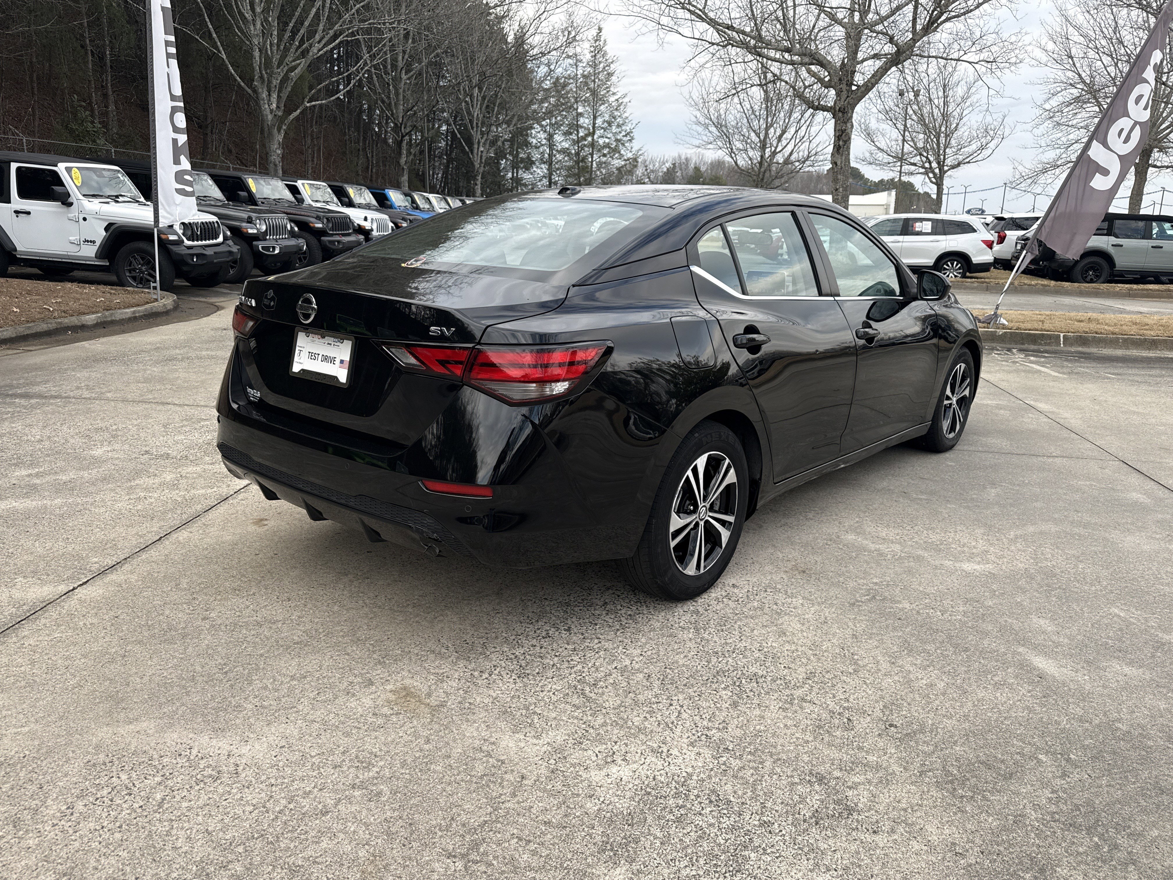 Used 2022 Nissan Sentra SV image 7