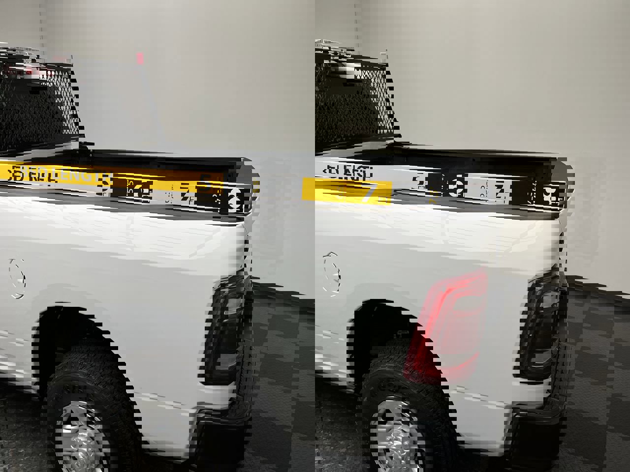 Used 2024 RAM 3500 Tradesman w/ Safety Group image 28