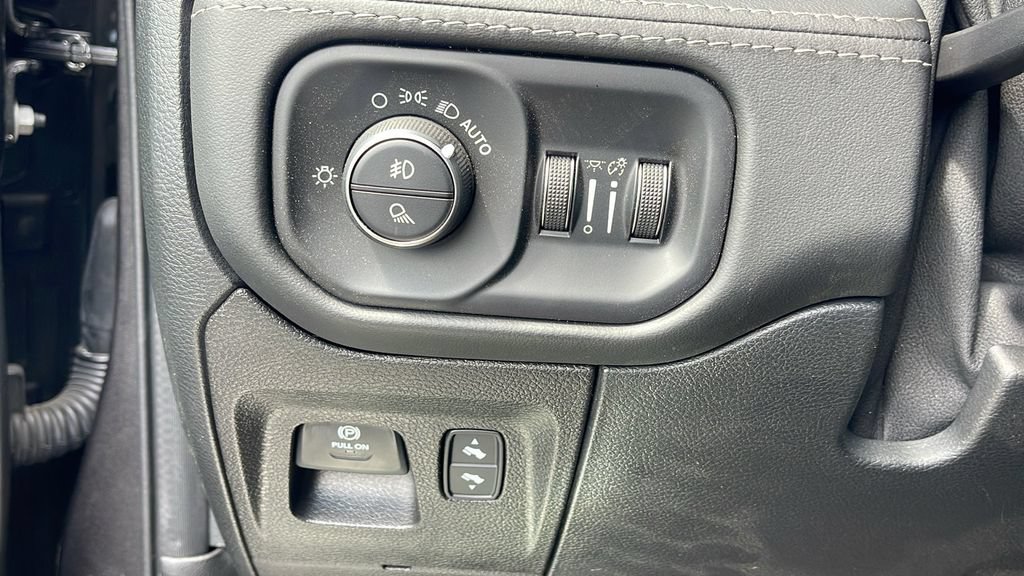 Used 2022 RAM 1500 TRX w/ TRX Level 2 Equipment Group AWD/4WD image 21
