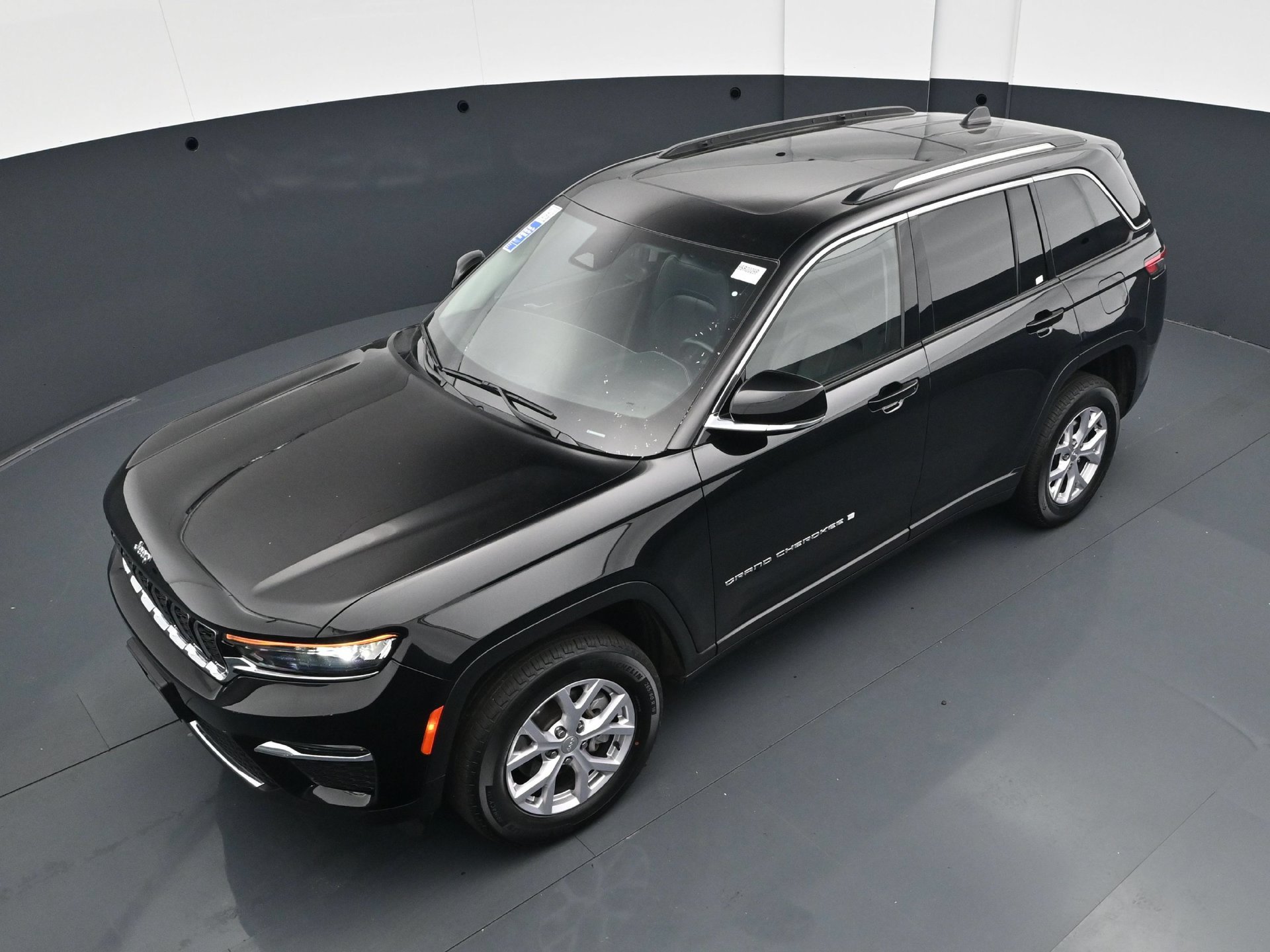 Used 2022 Jeep Grand Cherokee Limited AWD/4WD image 40