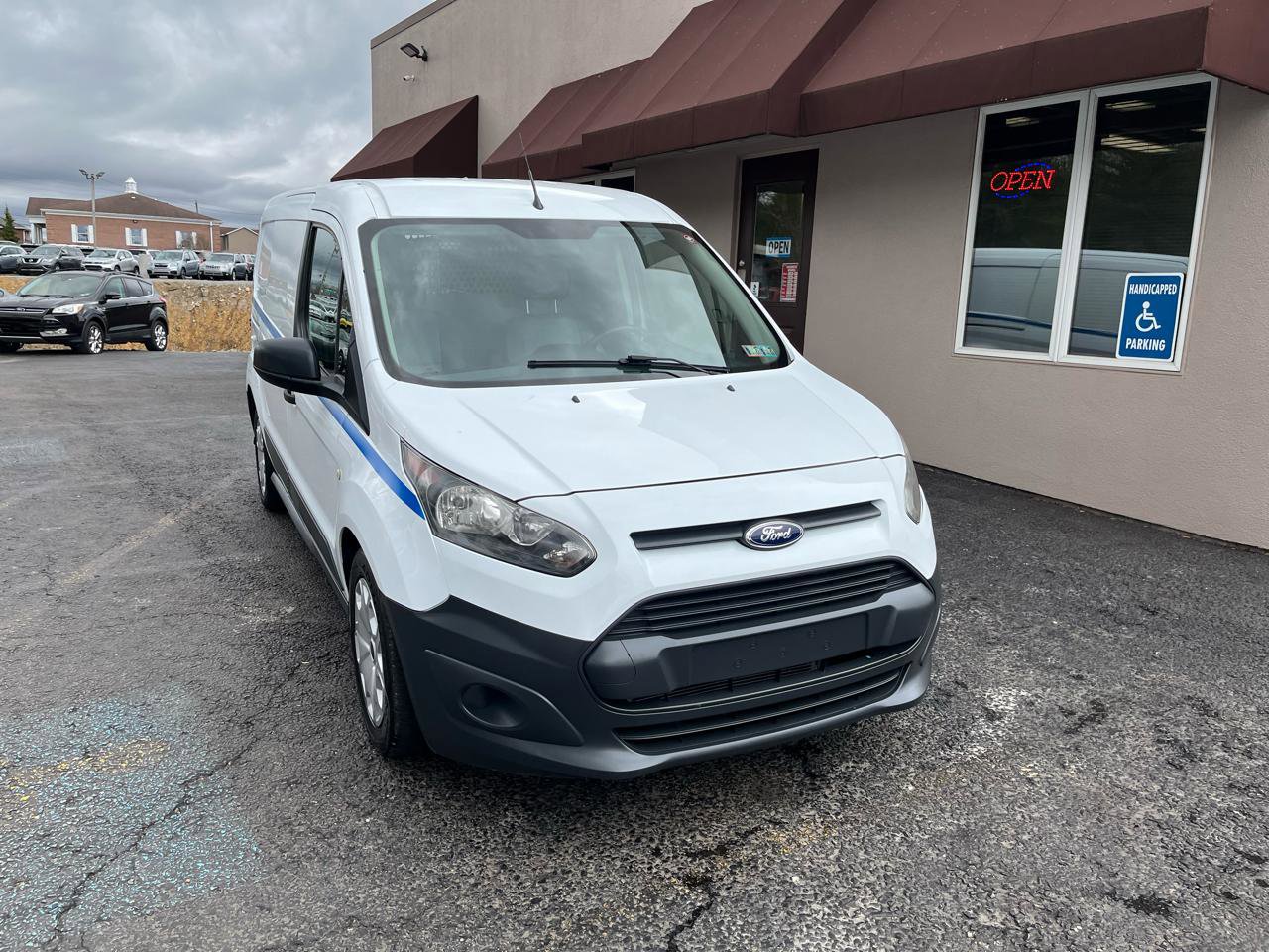 Used 2016 Ford Transit Connect XL image 2