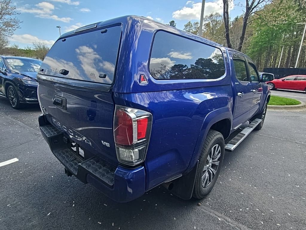 Used 2022 Toyota Tacoma Limited image 12