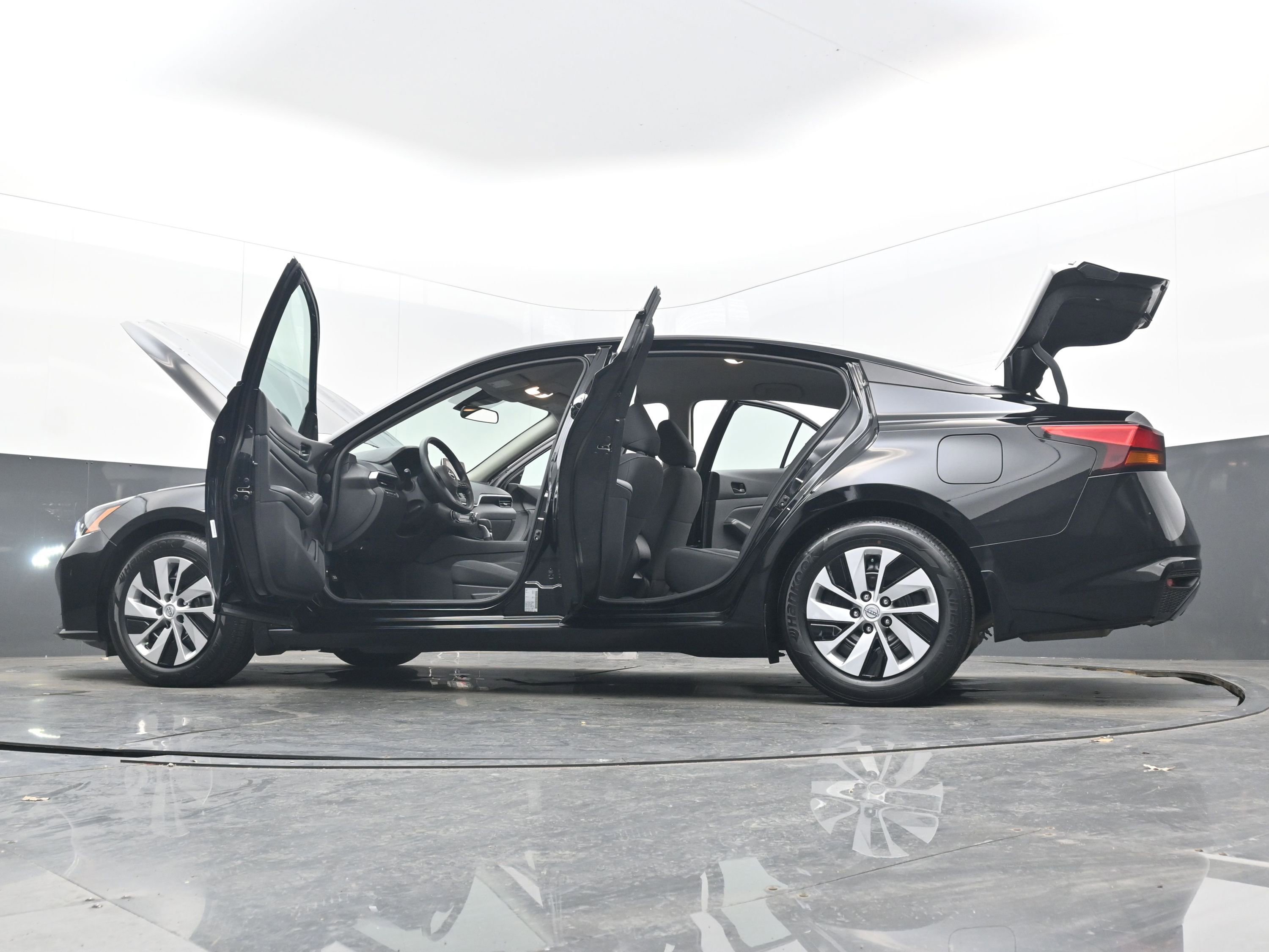 Certified 2025 Nissan Altima 2.5 S image 41