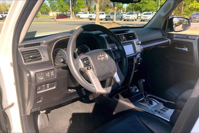 Used 2017 Toyota 4Runner Limited image 14