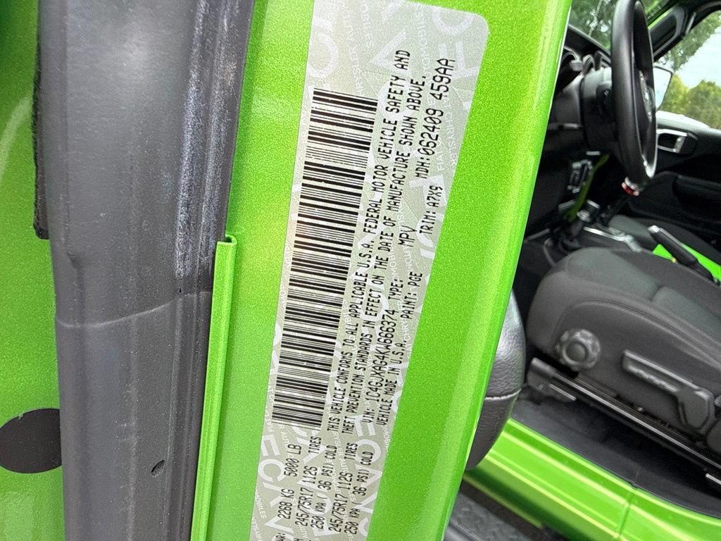 Used 2019 Jeep Wrangler Sport AWD/4WD image 10