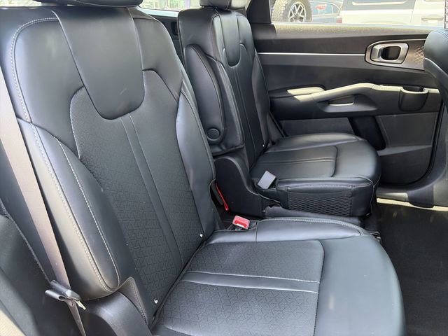 Used 2022 Kia Sorento S FWD image 14