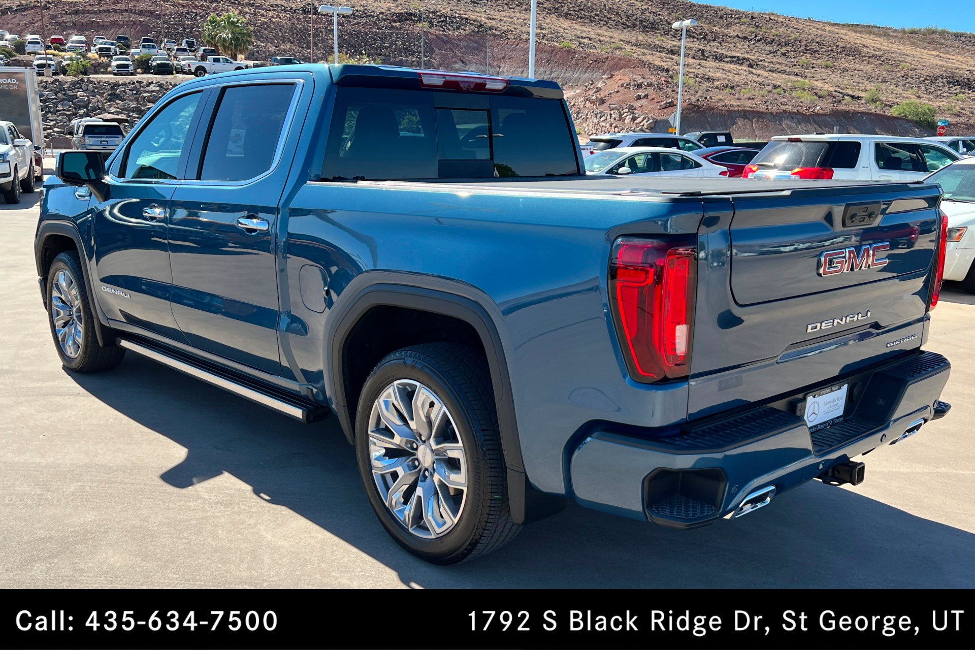 Used 2025 GMC Sierra 1500 Denali AWD/4WD image 3