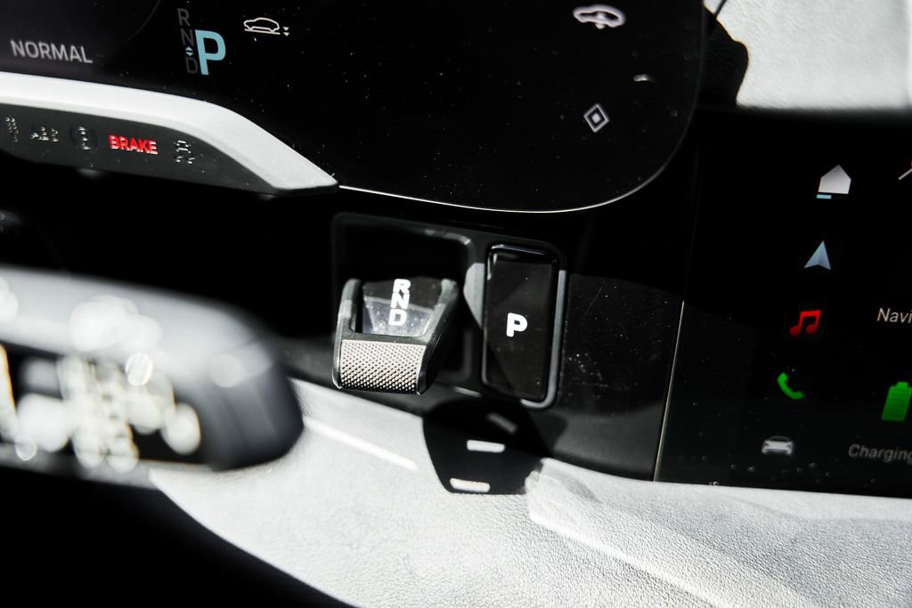 Used 2022 Porsche Taycan 4 Cross Turismo image 61