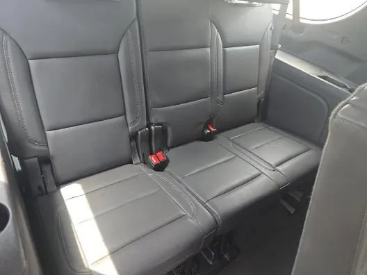 Used 2025 Chevrolet Suburban Z71 AWD/4WD image 10