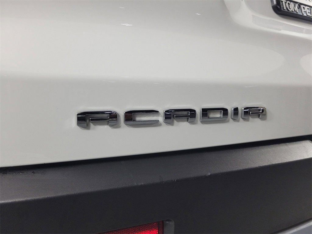 Used 2023 GMC Acadia SLT image 5