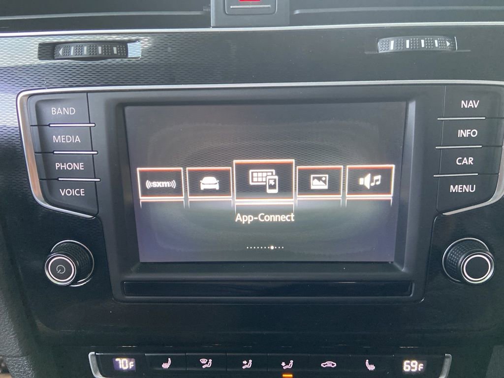 Used 2017 Volkswagen GTI Autobahn image 25