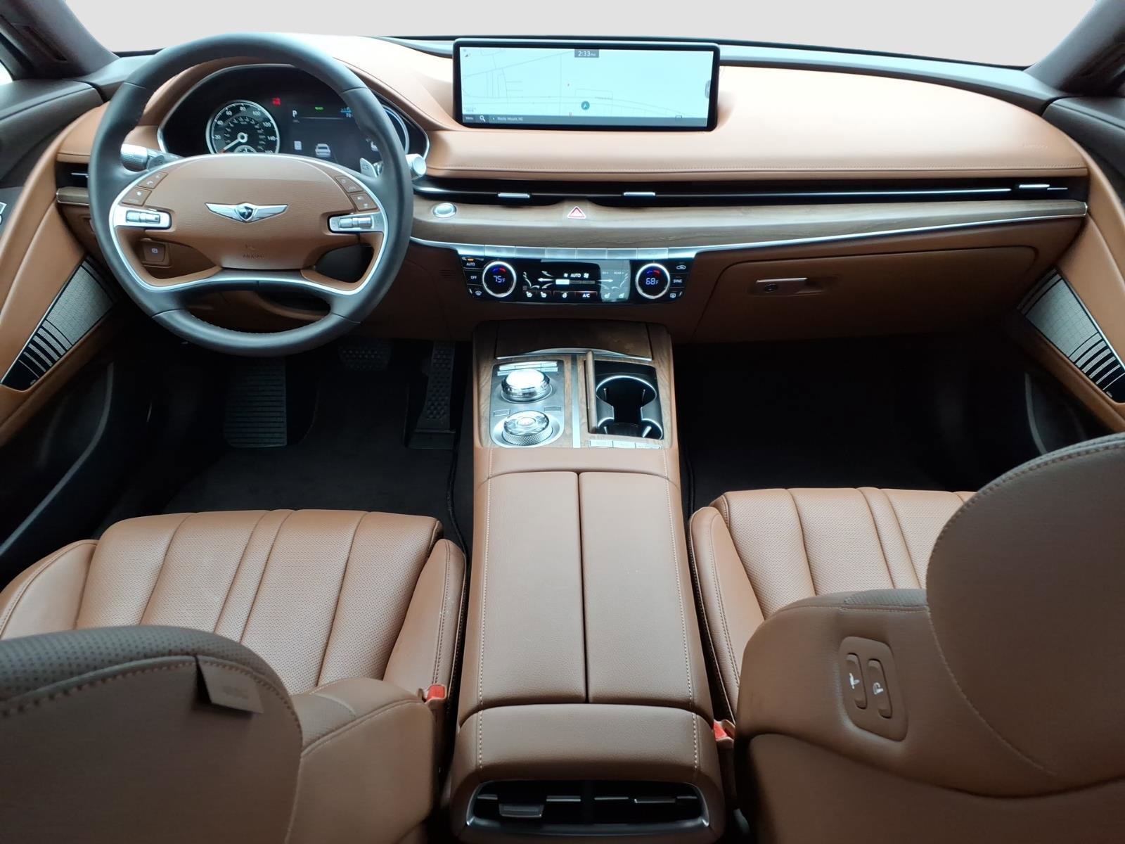 Used 2024 Genesis G80 image 8