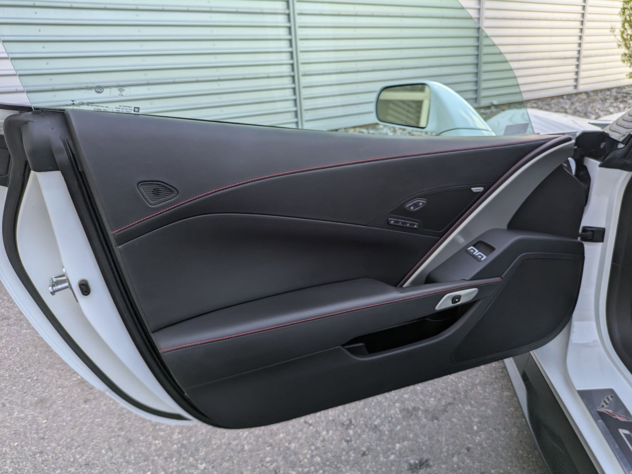 Used 2017 Chevrolet Corvette Z06 RWD image 14