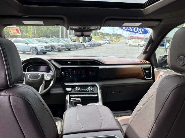 Used 2025 GMC Sierra 1500 Denali w/ Denali Reserve Package AWD/4WD image 38