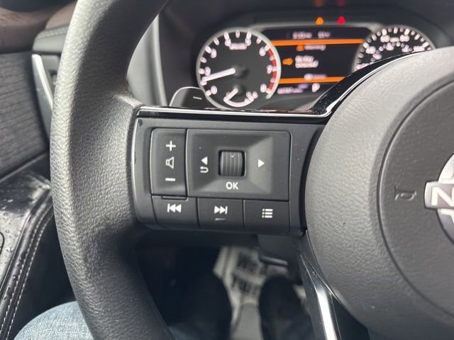 Used 2023 Nissan Rogue SV AWD/4WD image 10