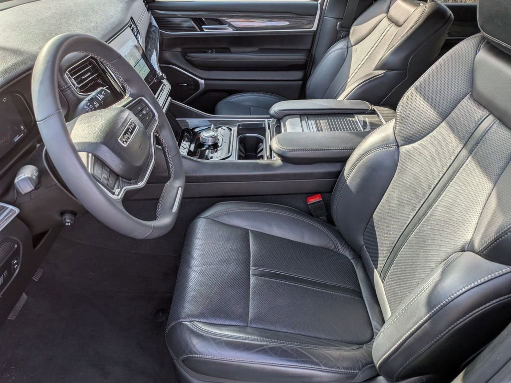 Used 2022 Jeep Wagoneer Series III image 15