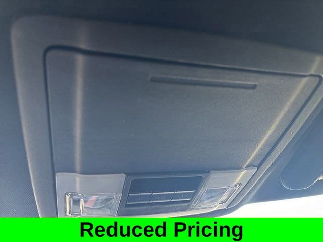 Used 2019 Ford Explorer XLT w/ Equipment Group 202A image 30