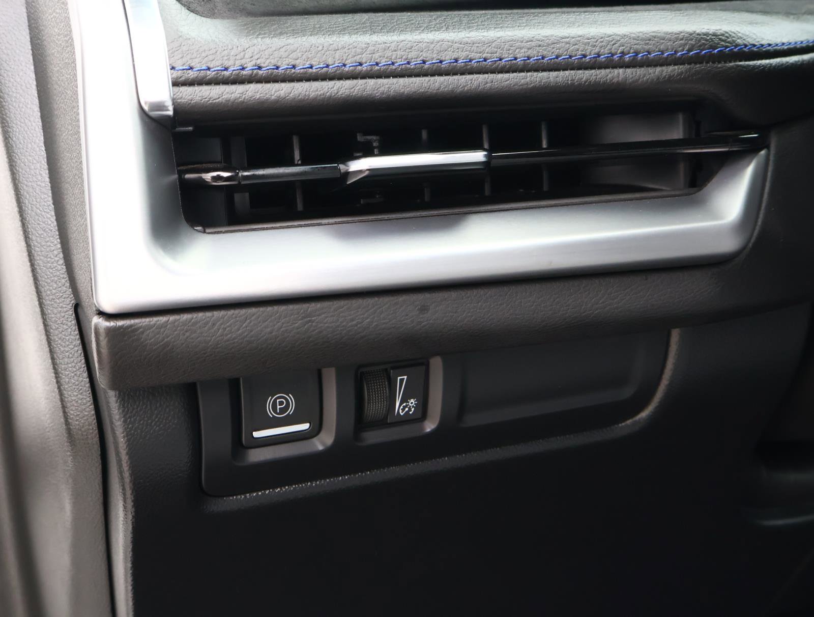 Certified 2024 Cadillac XT4 Sport image 28